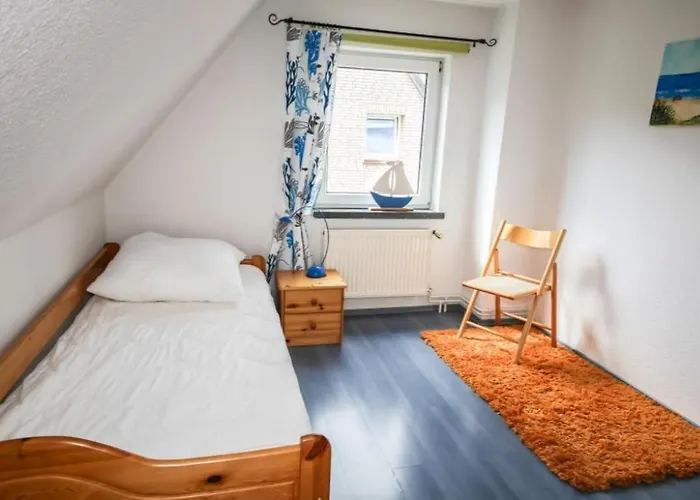 Semesterbostad Fischerhus Alice *
